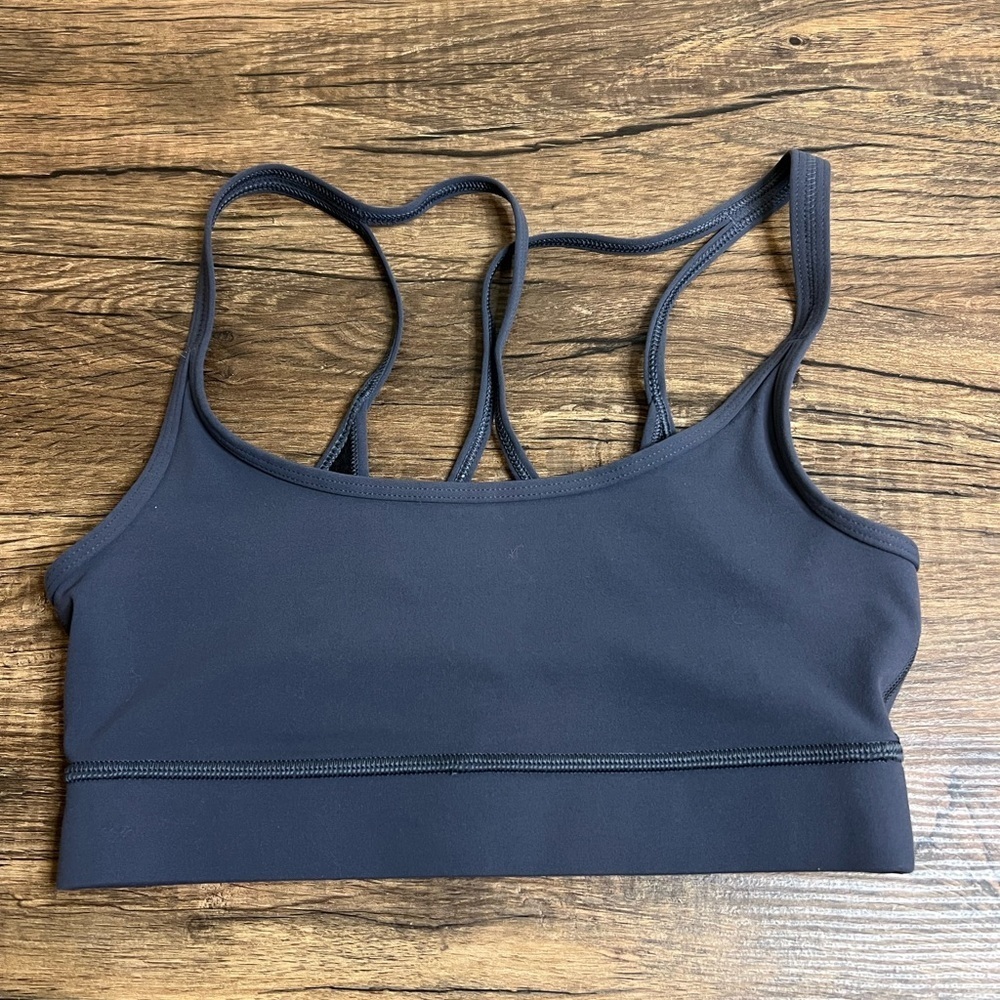Vuori All The Feels Sports Bra XS Gray Strappy Back Low Impact Yoga Gym